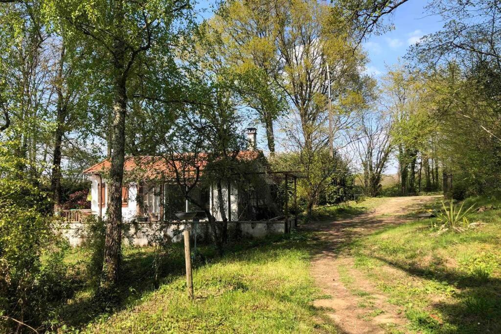 La Petite Maison Au Bord De L'Etang Chirac  Buitenkant foto